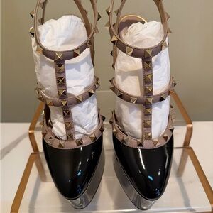 Valentino Garavani  Rockstud Platform Heels